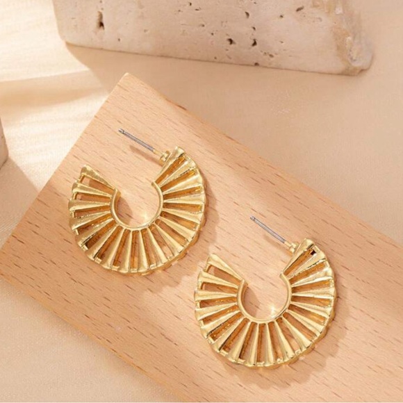Gold Wheel Flat Hoops - Picture 5 of 6